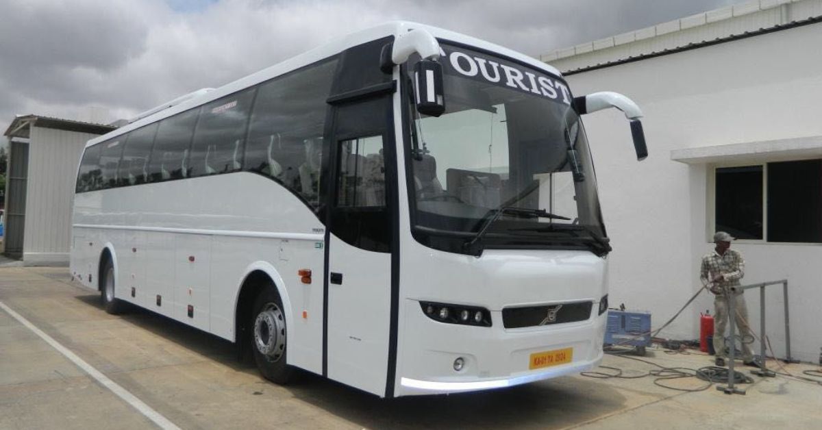 Luxury Bus Hire in Delhi By Sehgal Travel